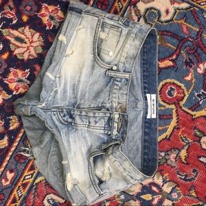 Light Wash Bandit shorts! ✨